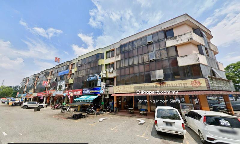 For Sale - ( EROI 5.7% ) Shah Alam Taman Subang Perdana 4 Storey Shop ( Sale ), Sungai Buloh
