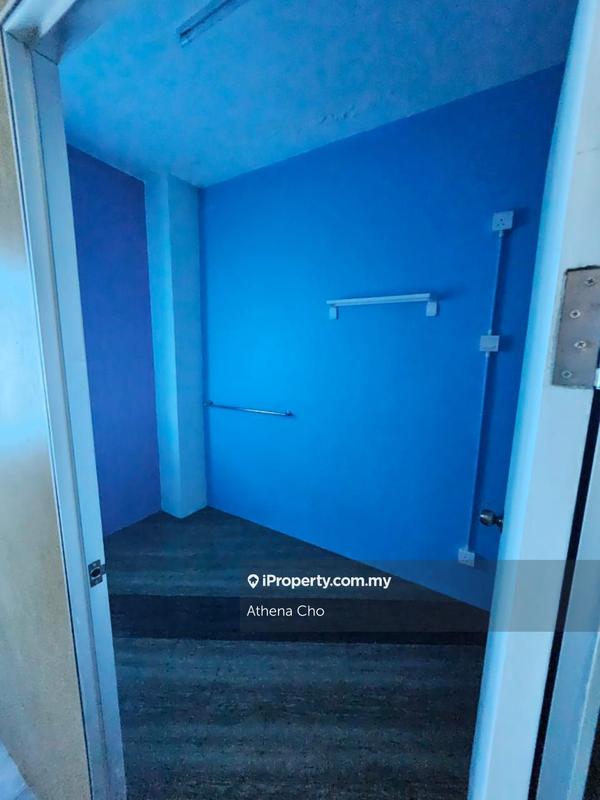 Shop for Sale in Bandar Seri Putra, Bangi by Athena Cho - iProperty.com.my