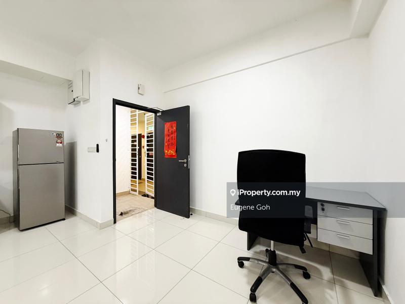 For Sale - Yale Suites @ EduSentral