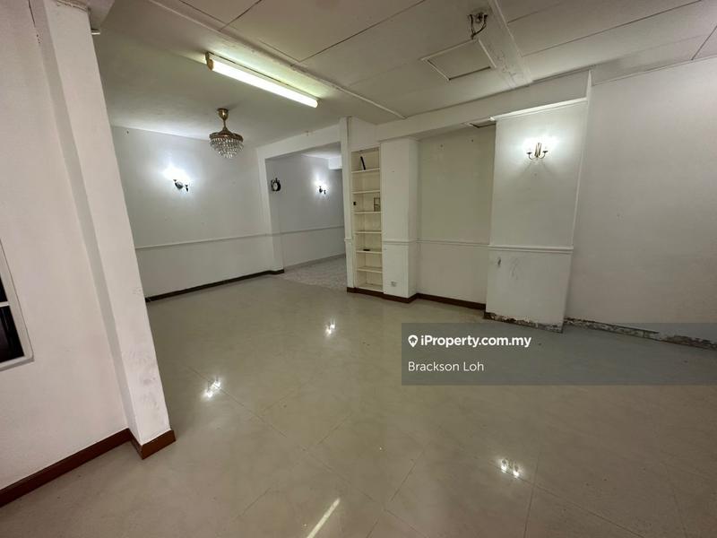 Semi-Detached House for Sale in Taman Melawati, Ulu Kelang by Brackson Loh - iProperty.com.my