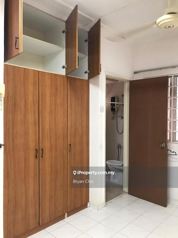 Rumah Berangkai 2 Tingkat untuk Dijual di SS18, Subang Jaya oleh Bryan Cho - iProperty.com.my