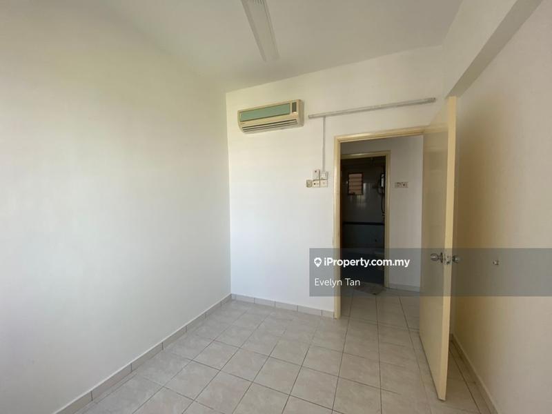 For Sale - The 19 Usj City Mall