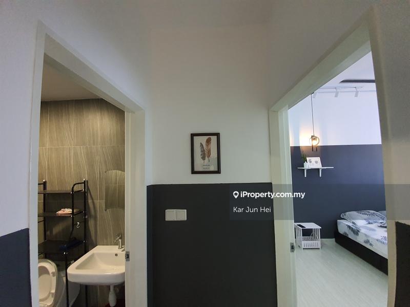 For Rent - The Hamilton