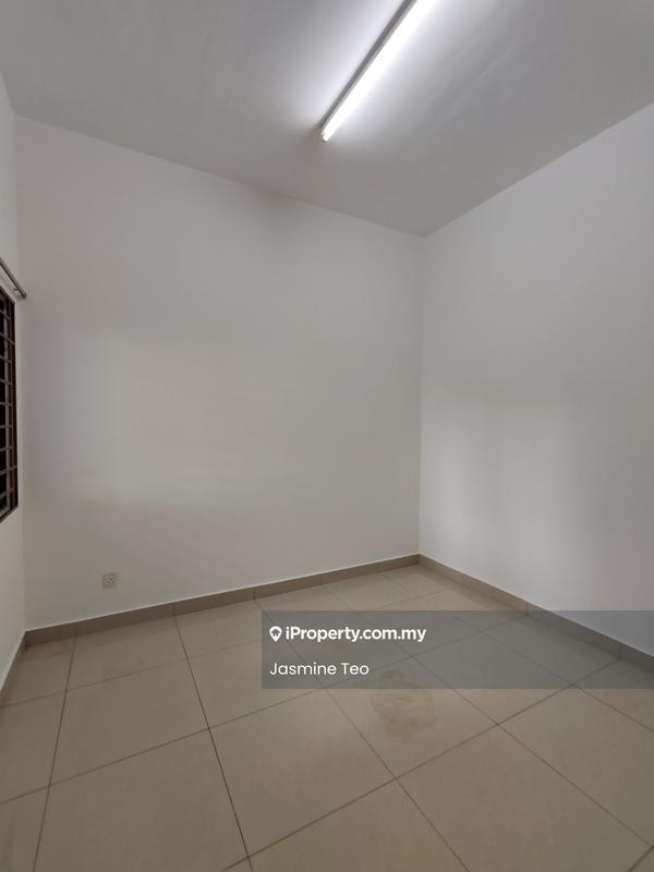Rumah Berangkai 2 Tingkat untuk Dijual di Bandar Bukit Raja, Klang oleh Jasmine Teo - Interior - iProperty.com.my