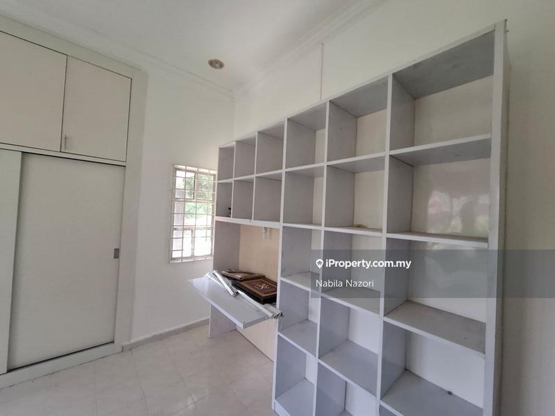 Banglo untuk Dijual di Kampung Kenali, Kubang Kerian oleh Nabila Nazori - iProperty.com.my