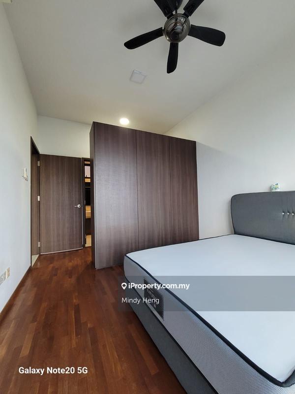 Service Residence for Sale in Crescent Bay Suites (Teluk Bayu) by Mindy Heng - iProperty.com.my