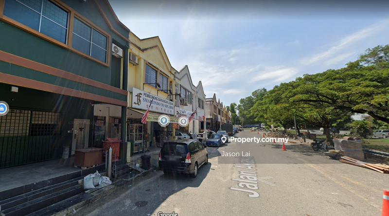 For Sale - Taman Sri Putra @ Sungai Buloh 2sty shop for sale!