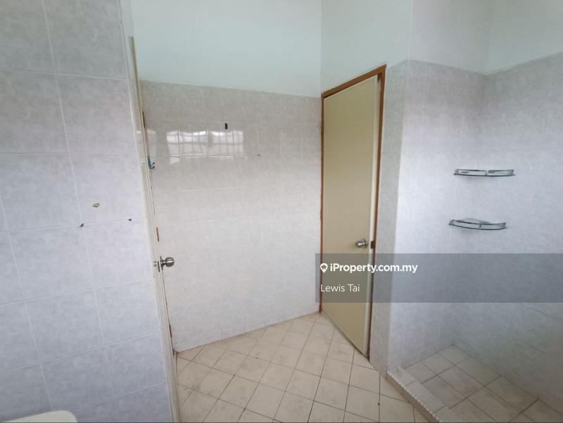 Rumah Berangkai 2 Tingkat untuk Dijual di Desa Tebrau, Johor Bahru oleh Lewis Tai - iProperty.com.my