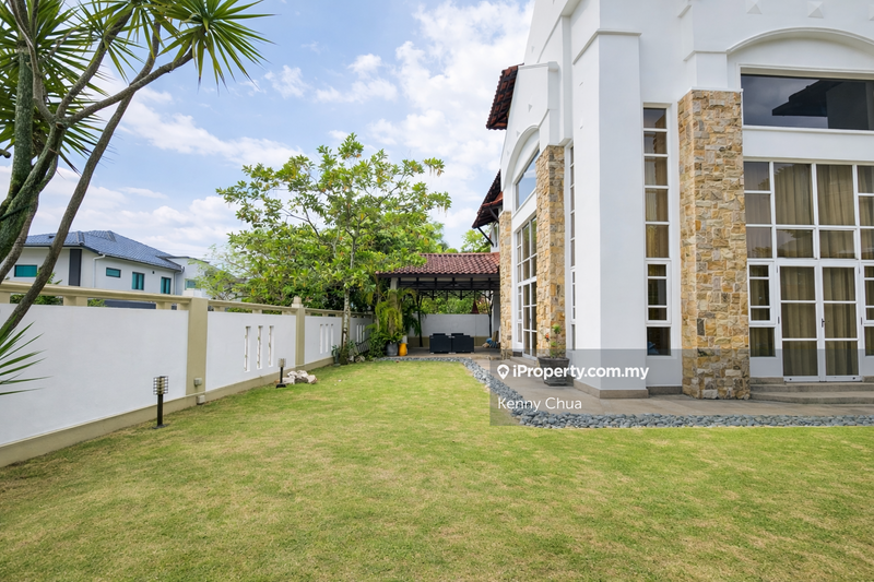 For Sale - Glenmarie Courts