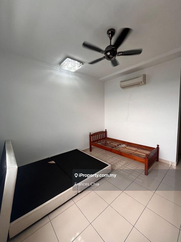 Condominium for Rent in Pearl Avenue by Frances Chia - iProperty.com.my