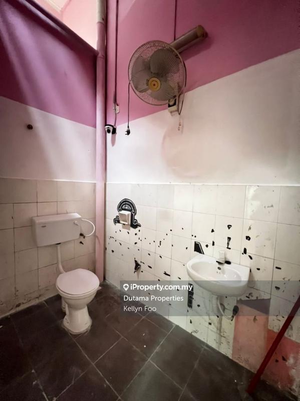 Rumah Berangkai 2 Tingkat untuk Dijual di Taman Tasik Utama, Ayer Keroh oleh Kellyn Foo - iProperty.com.my