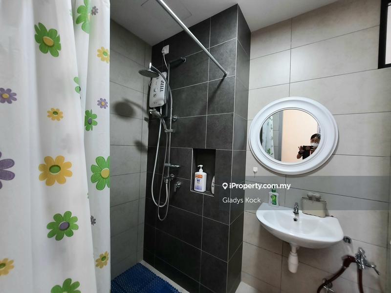 Service Residence for Sale in Woodsbury Suites by Gladys Kock - iProperty.com.my