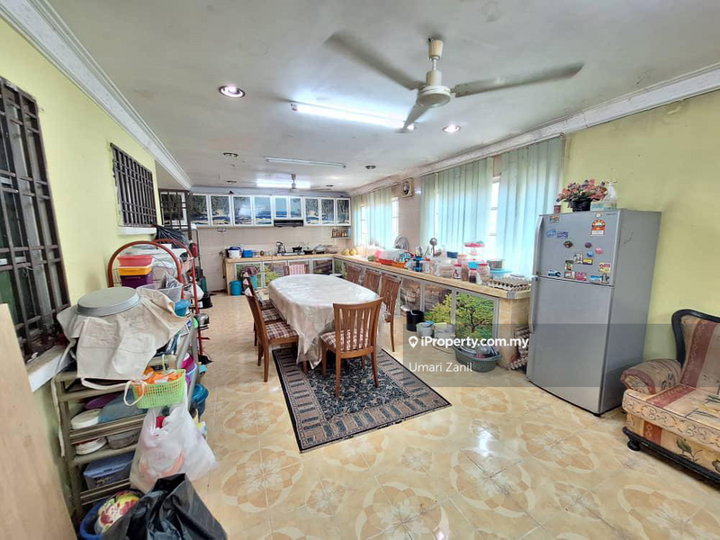 Semi-Detached House for Sale in Simpang Lima, Batu Pahat by Umair Zanil - iProperty.com.my
