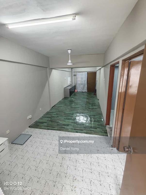 For Sale - Flat Tasek 64