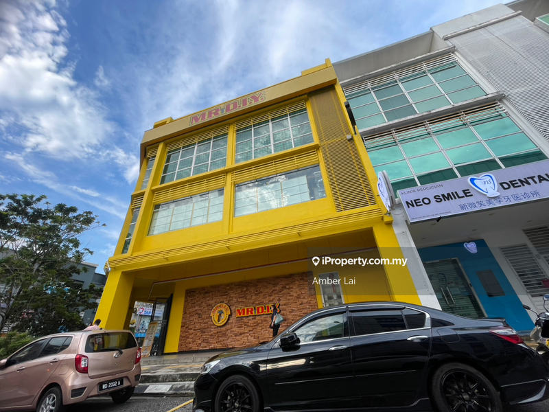 For Rent - Sri petaling G-floor Corner Shop
