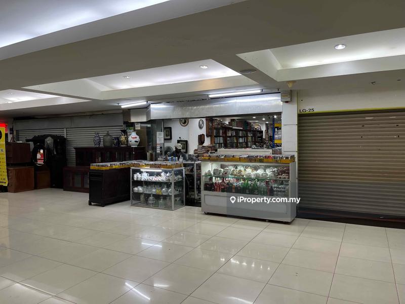 Retail Space untuk Disewa di Amcorp Mall, Petaling Jaya oleh Chen Kah Seng - iProperty.com.my