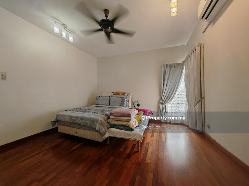 Townhouse for Sale in 16 Sierra, Puchong by Jane Hor - iProperty.com.my