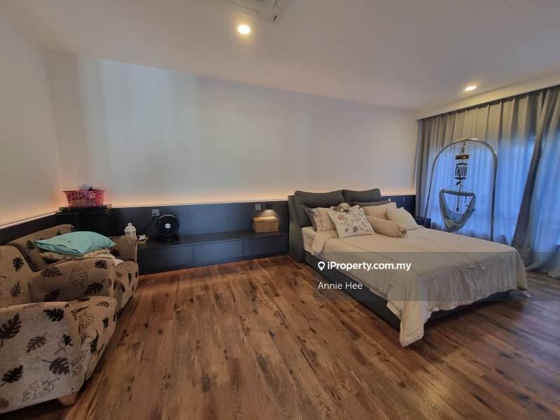 Bungalow House untuk Dijual di Taman Putra Pogun 3 Storey Link Bungalow House, Kota Kinabalu oleh Annie Hee - iProperty.com.my