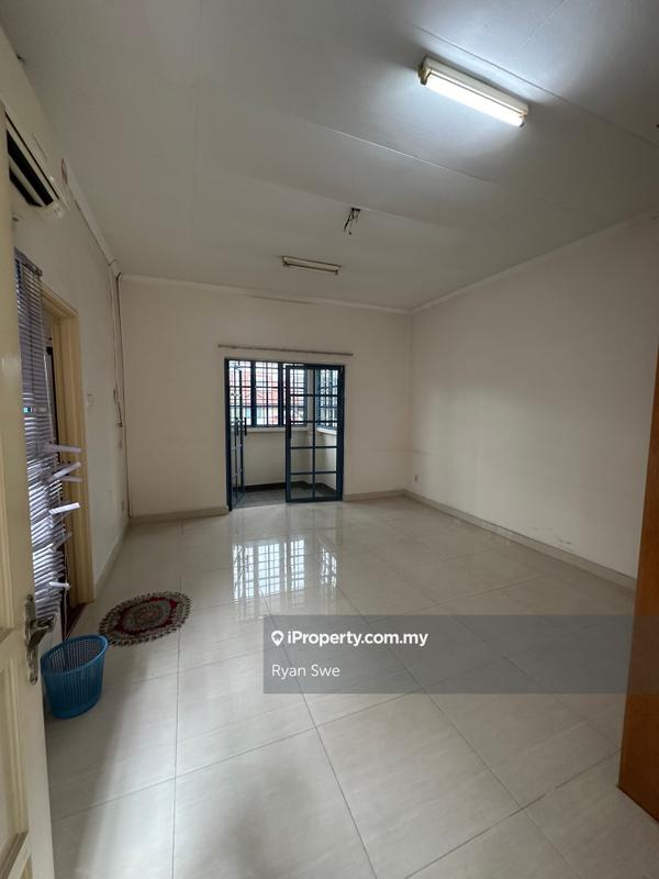 Rumah Berangkai 2.5 Tingkat untuk Dijual di Bandar Sri Damansara, Selangor oleh Ryan Swe - iProperty.com.my