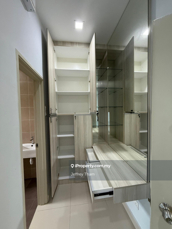 Rumah Berangkai 2 Tingkat untuk Dijual di ut2ph, Tanjong Duabelas oleh Jeffrey Tham - iProperty.com.my