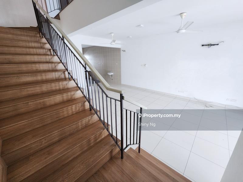 Rumah Berangkai 2 Tingkat untuk Dijual di Bandar Bukit Raja, Klang oleh Shiny Ng - iProperty.com.my