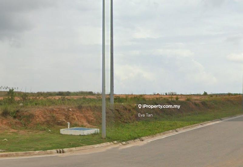 For Sale - Medium Industrial Land at Senai