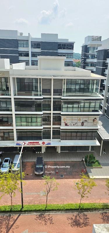 Shop / Office untuk Dijual di Taman Balakong Jaya, Balakong oleh Max Pek - iProperty.com.my