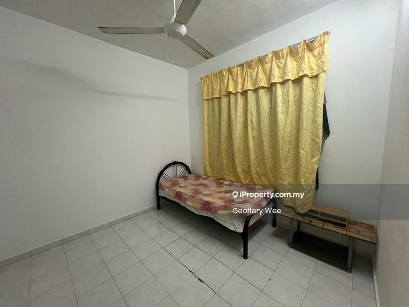 Pangsapuri untuk Disewa di Pangsapuri Bakti oleh Geoffery Wee - Bedroom - iProperty.com.my