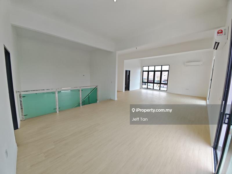 Semi-Detached House for Sale in Bandar Bukit Puchong, Puchong by Jeff Tan - Living Room - iProperty.com.my