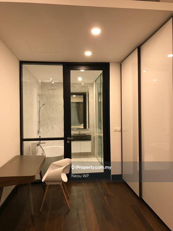 For Sale - Banyan Tree Signatures