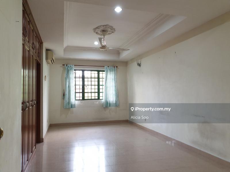 Rumah Teres 2-Tingkat untuk Dijual di Bukit Rahman Putra, Sungai Buloh oleh Alicia Soo - iProperty.com.my