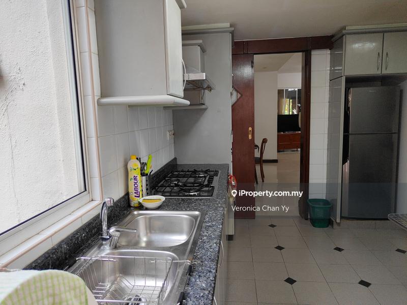 Kondominium untuk Dijual di Desa Angkasa oleh Veronica Chan Yy - iProperty.com.my