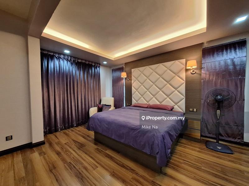 Rumah Berkembar untuk Dijual di Bukit Sungai Long, Kajang oleh Mike Na - iProperty.com.my