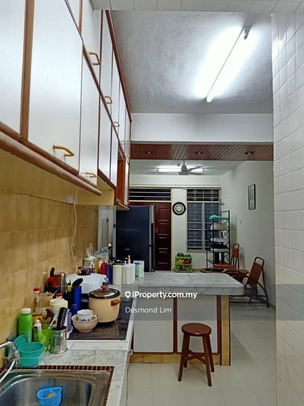 Flat for Sale in Taman Batu Bukit by Desmond Lim - iProperty.com.my