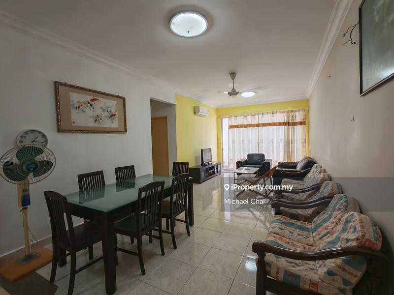 For Rent - Koi Tropika