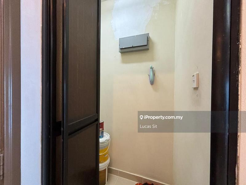 Condominium for Sale in Platinum Hill PV 8 by Lucas Sit - iProperty.com.my