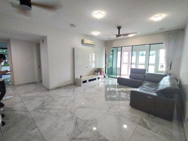 For Rent - Ara Hill Condominium