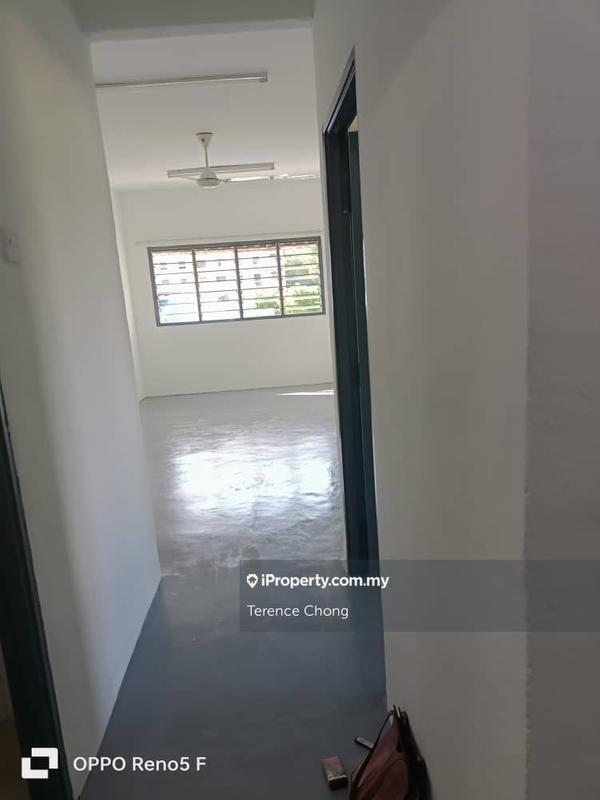 Rumah Pangsa untuk Dijual di Damai Utama oleh Terence Chong - iProperty.com.my