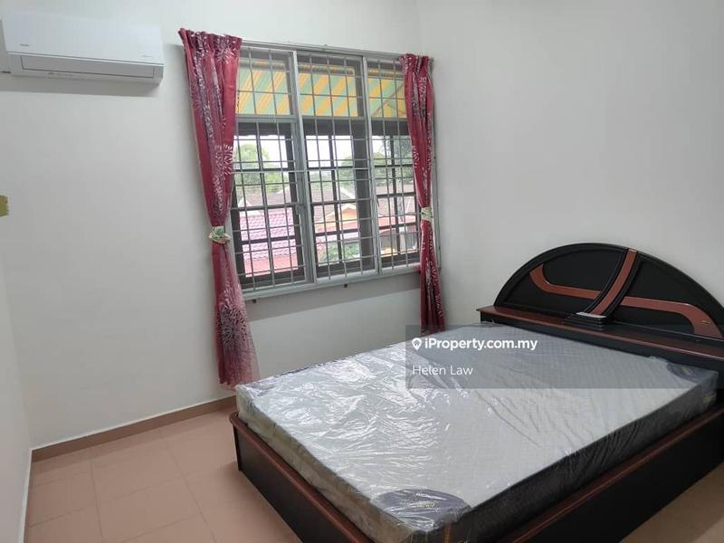 Rumah Teres untuk Disewa di Taman Desa Baru, Bukit Baru oleh Helen Law - iProperty.com.my