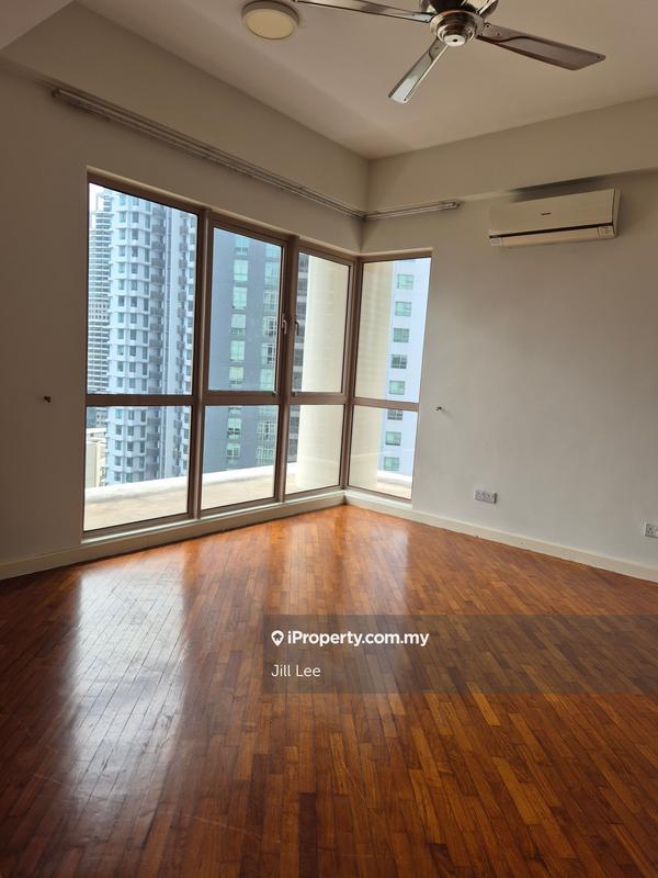 For Sale - Hampshire Park Condominium