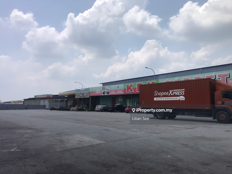 For Rent - Nilai 3