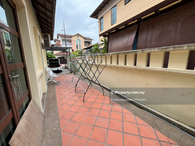 Rumah Berkembar untuk Dijual di Seksyen 27, Shah Alam oleh Firdaussazwan Mustafa - iProperty.com.my