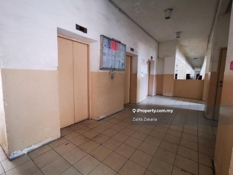 Apartment for Sale in Serdang Villa Apartment by Zalifa Zakaria - iProperty.com.my