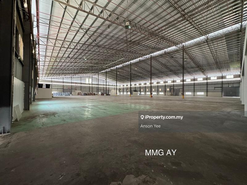 For Sale - 【Negotiable】 Kapar Batu 15 @ Klang, Bungalow Factory With CF For Sale