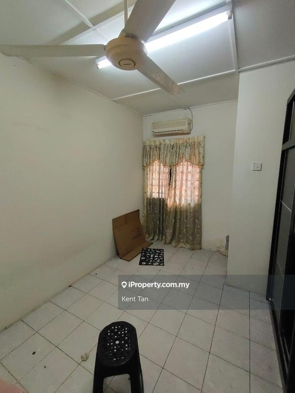 2-storey Terraced House for Sale in Taman Pinggiran Putra, Seri Kembangan by Kent Tan - iProperty.com.my