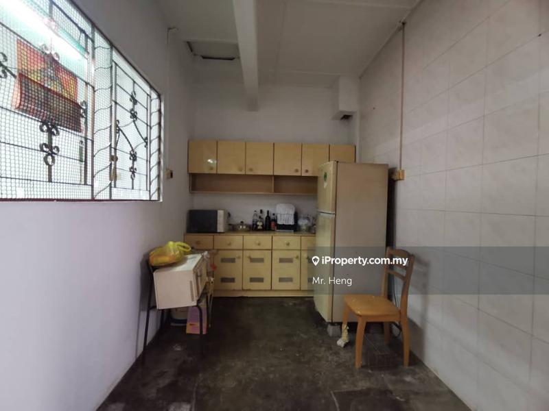 Rumah Teres 1-Tingkat untuk Dijual di Kg Simee, Ipoh oleh Mr. Heng - iProperty.com.my