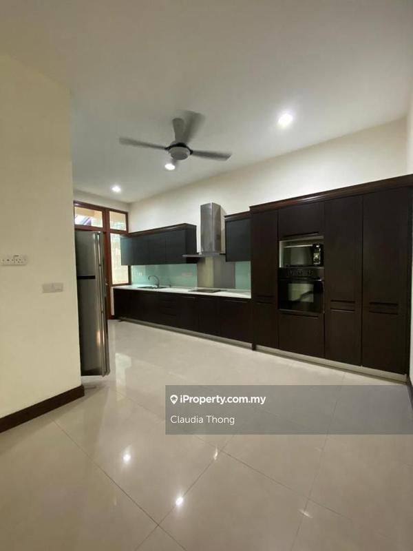 Rumah Berkembar untuk Dijual di 2uj8d, Batu oleh Claudia Thong - iProperty.com.my