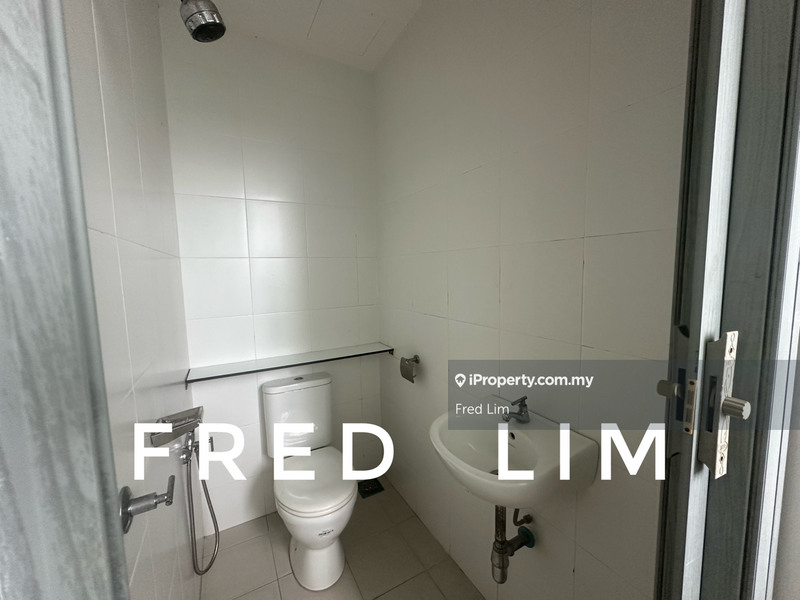 Kondominium untuk Dijual di Surin Condominium oleh Fred Lim - iProperty.com.my