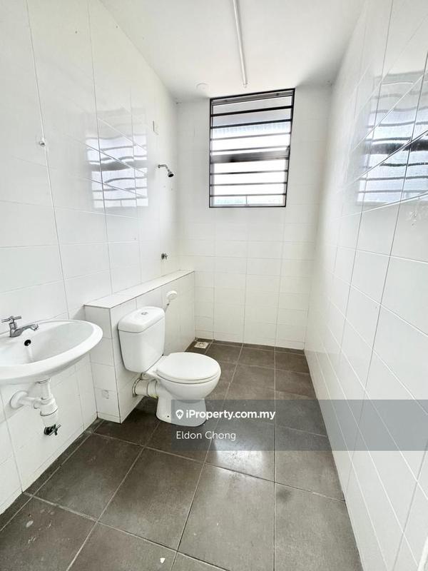Rumah Berangkai 3 Tingkat untuk Dijual di Taman Bangi Avenue, Bangi oleh Eldon Chong - iProperty.com.my