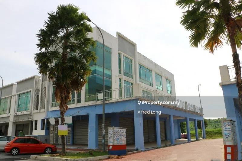 Shop / Office untuk Disewa di Taman Equine, Seri Kembangan oleh Alfred Long - Exterior - iProperty.com.my